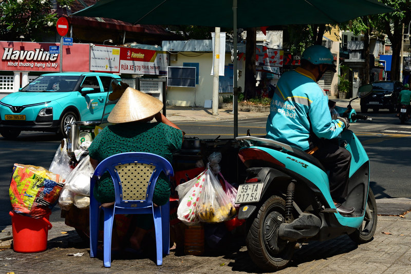 Essen besorgt man sich am Strassenrand
